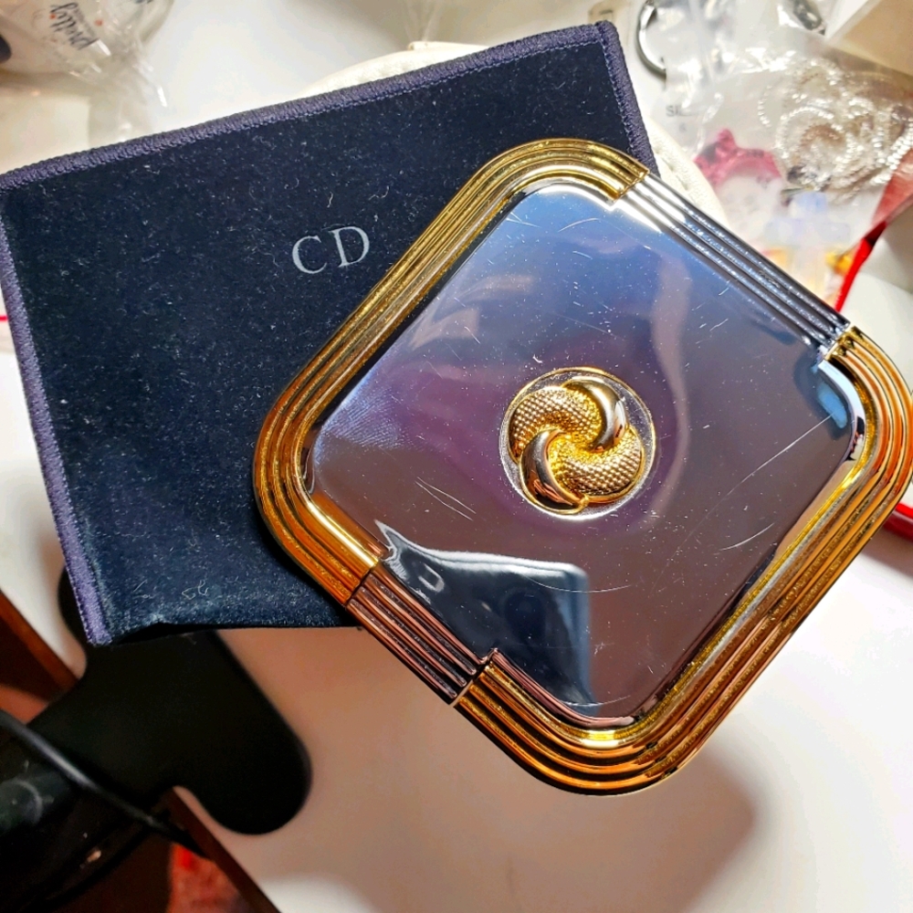 Christian Dior Makeup Compact Mirror w/Case 🪞